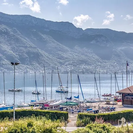 Les Mats Du Annecy